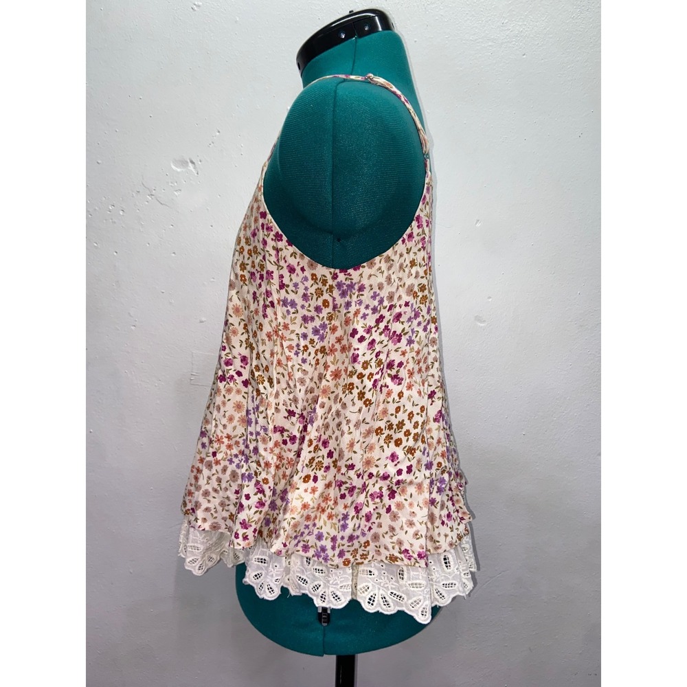Hem & Thread Boho Ditsy Floral Eyelet Lace Trim Tiered Fairy Cami Tank Top NWT M - Picture 4 of 10